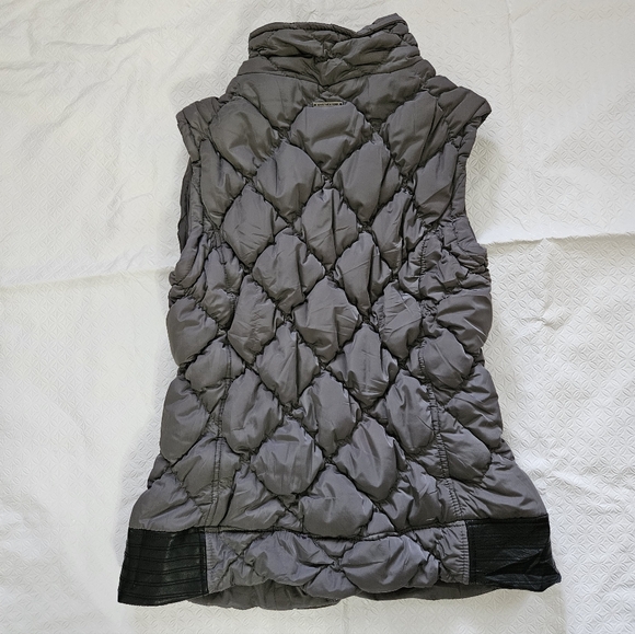 Marc NY Performance Taupe Puffer Vest EUC - Picture 2 of 8